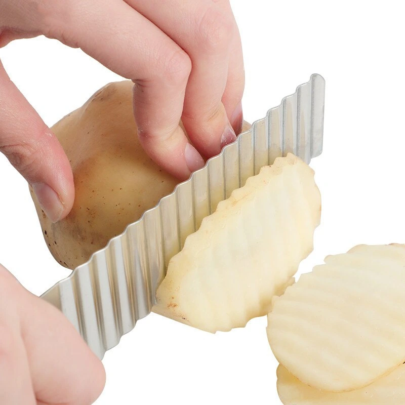 Wavy Crinkle Cutter Knife – Stainless Steel Potato French Fries Slicer & Vegetable Fruit Crinkle Chopper